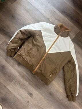 ZYIA Brown & White Colorblock Puffer Jacket